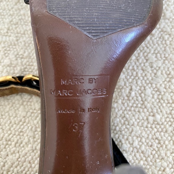 Marc by Marc Jacobs Velvet Sandals - Picture 9 of 9